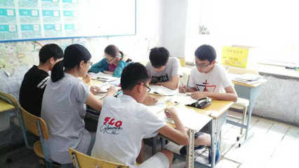 青島朗朗教育咨詢服務 專業引領，點亮未來教育之路